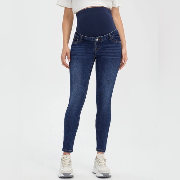 Maternity Wideband Skinny Jeans - Picture 5 of 6